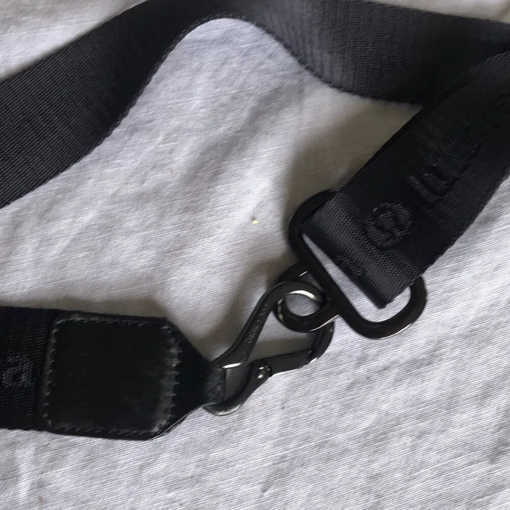 Lululemon black belt one size￼ unisex